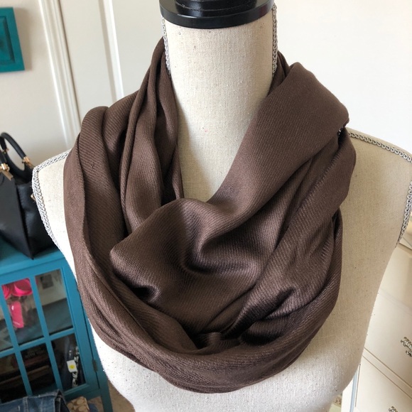 New Pashmina scarf - Picture 2 of 7